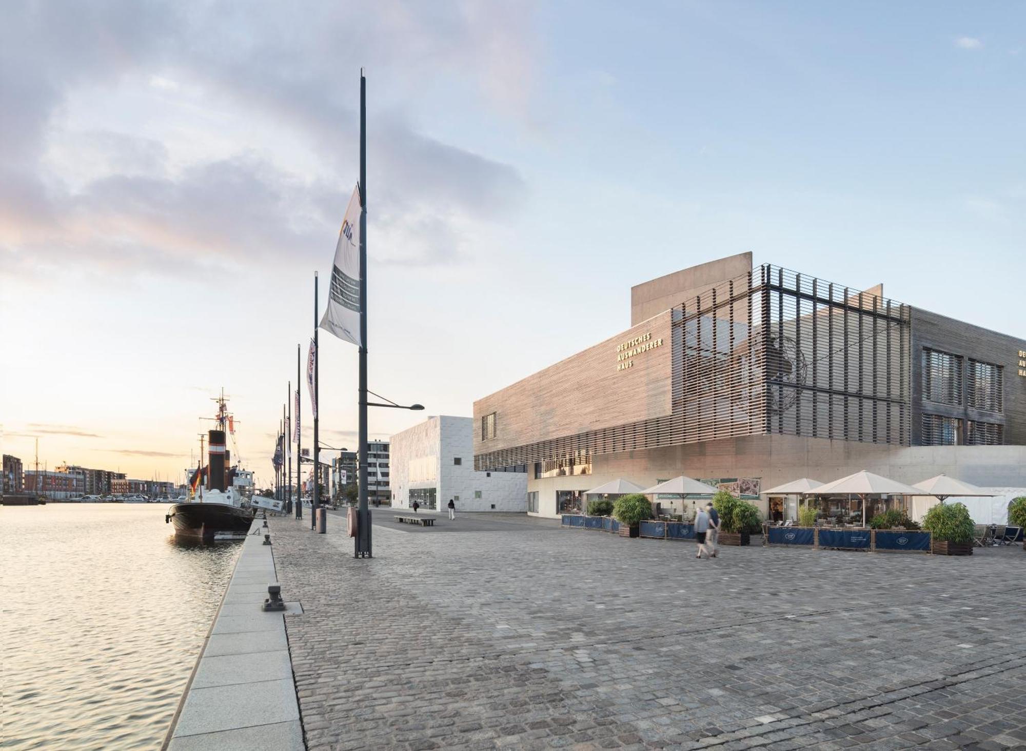 Exklusives Apartment Im Historischen Wohnhaus Mit Kamin, Bad & Viel Platz Μπρέμερχαφεν Εξωτερικό φωτογραφία